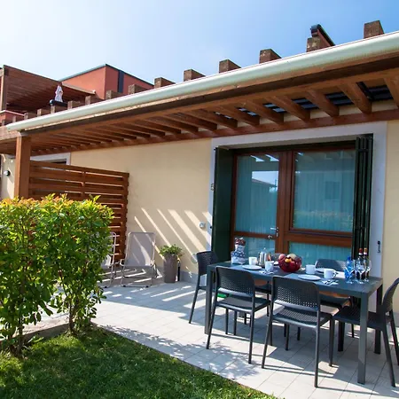 Bardolinoferienwohnung Ge Apartman *